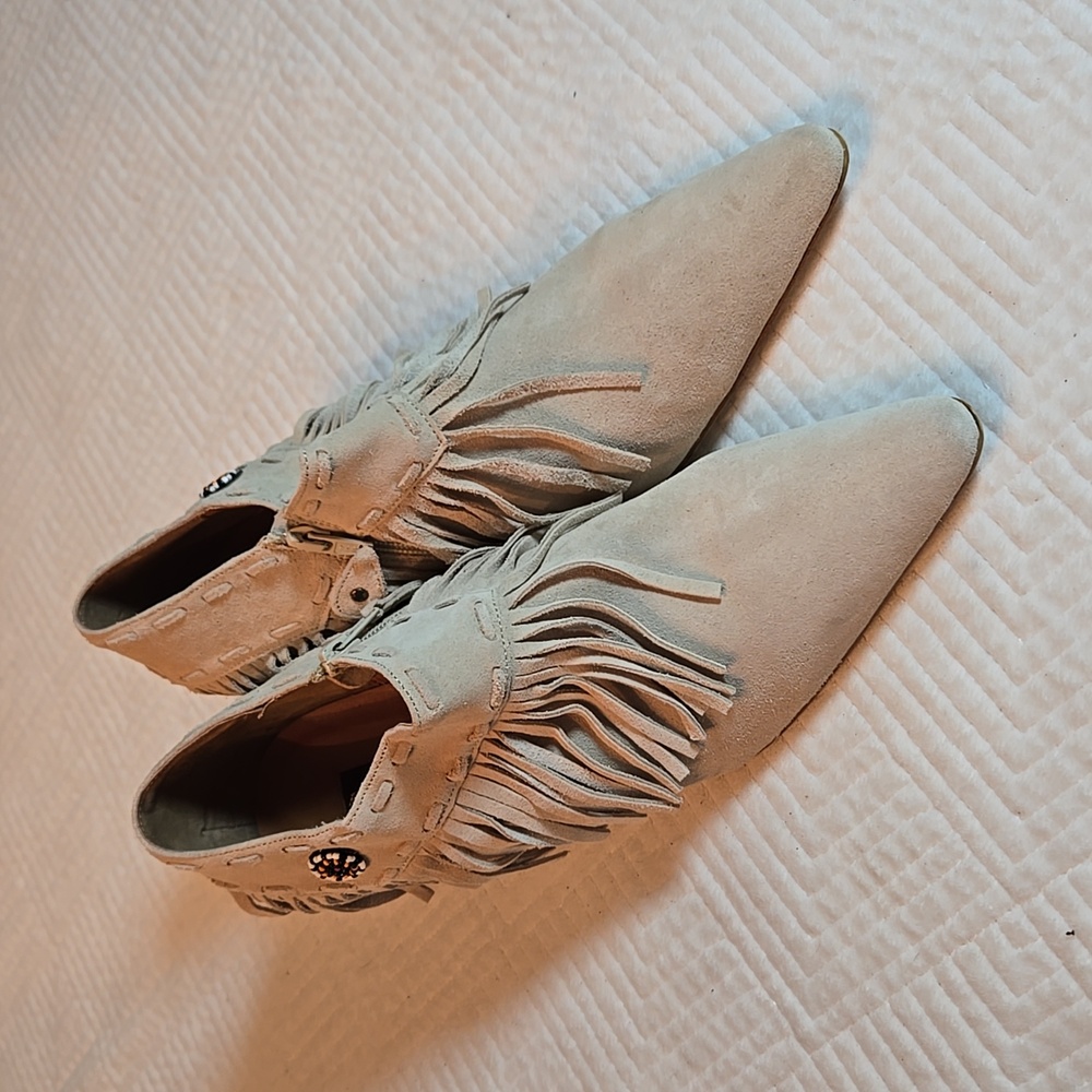 Beacon Reflections Women 11W Tan Ankle Booties Suede Leather Tassels Heels